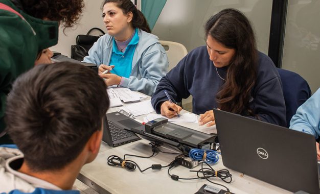Operativos de documentación en barrios varelenses