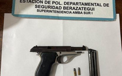 Escapó de la policía y desde una casa dispararon contra los efectivos: un detenido y un arma secuestrada