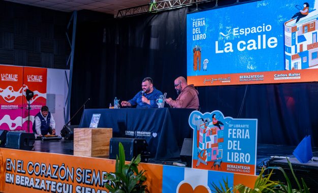 Con figuras destacadas, se desarrolla la Feria del Libro de Berazategui