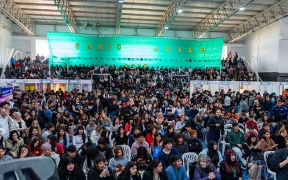 Andrés Watson reafirmó el impulso de su gestión al progreso de la juventud