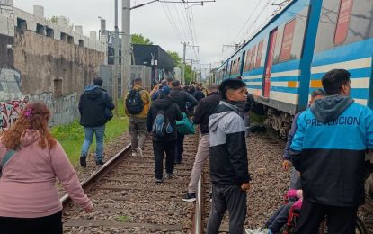Un joven de 19 años murió tras ser arrollado por el Tren Roca en Quilmes