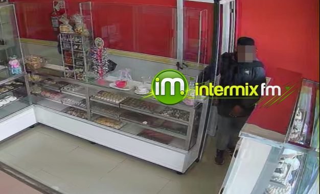 Asaltaron una panadería en Florencio Varela: se llevaron dinero y mercadería