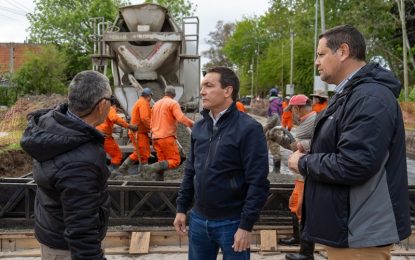 Andrés Watson anunció la extensión de la obra en avenida Cariboni hasta la Ruta Provincial 53